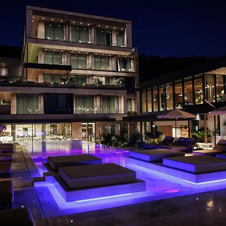 Prado Luxury Hotel