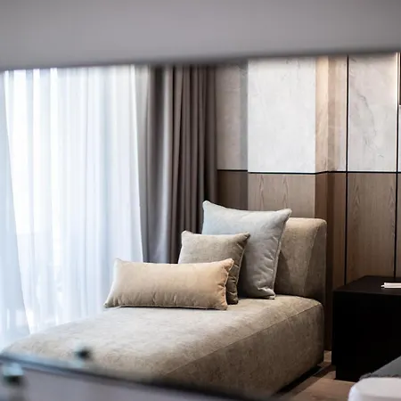 Prado Luxury 5* Himare
