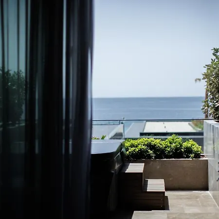 Prado Luxury Hotel Himare