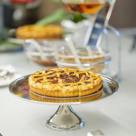 Prado Luxury 5* Himara