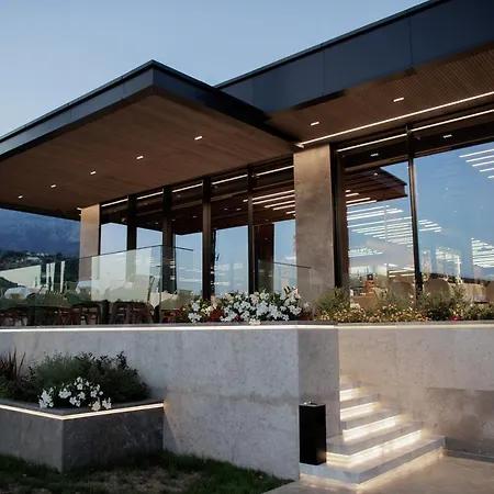 Prado Luxury Hotel