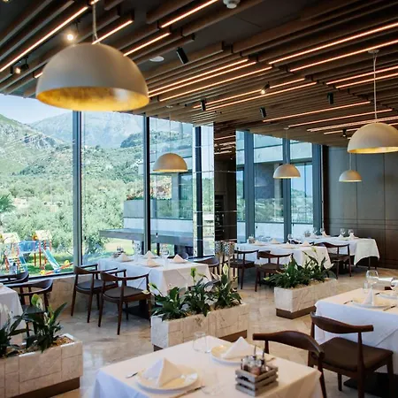 Hotel Prado Luxury Himare