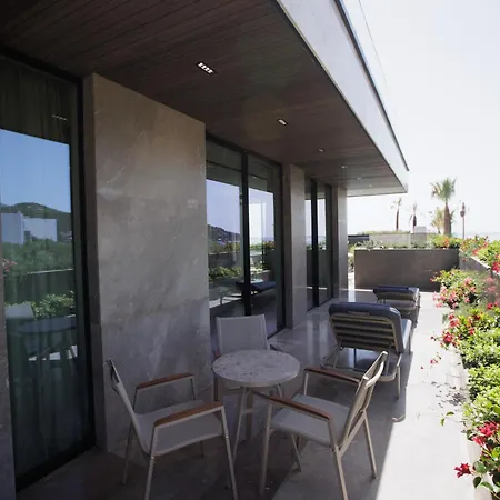 Hotel Prado Luxury Himare