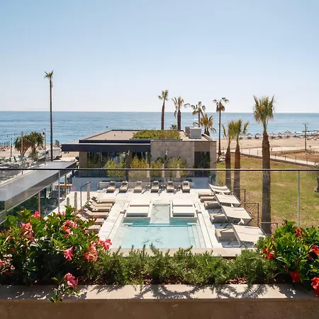 Hotel Prado Luxury Himare