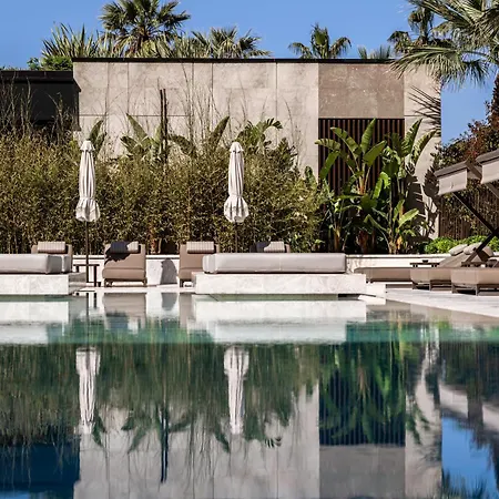 Prado Luxury 5* Himarë