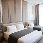 Prado Luxury Szálloda