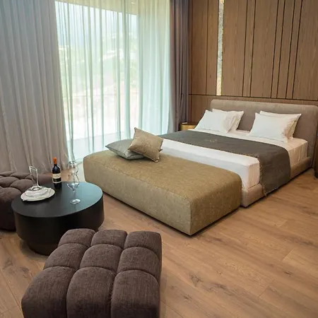 Prado Luxury Hotell 5*