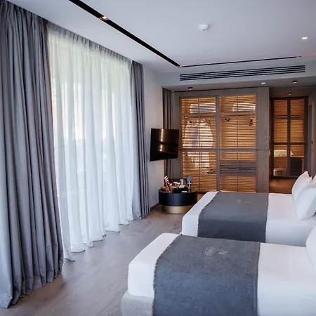 Prado Luxury Hotell 5*