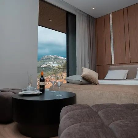 Prado Luxury 5* Himarë