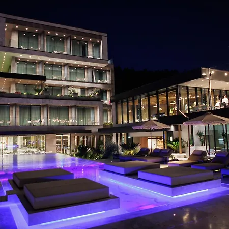 Prado Luxury Hotel 5*