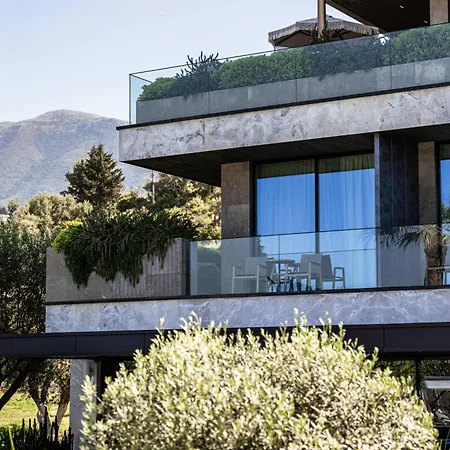 Prado Luxury Hotel