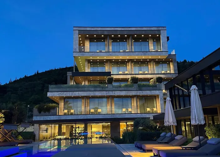 Prado Luxury Himarë